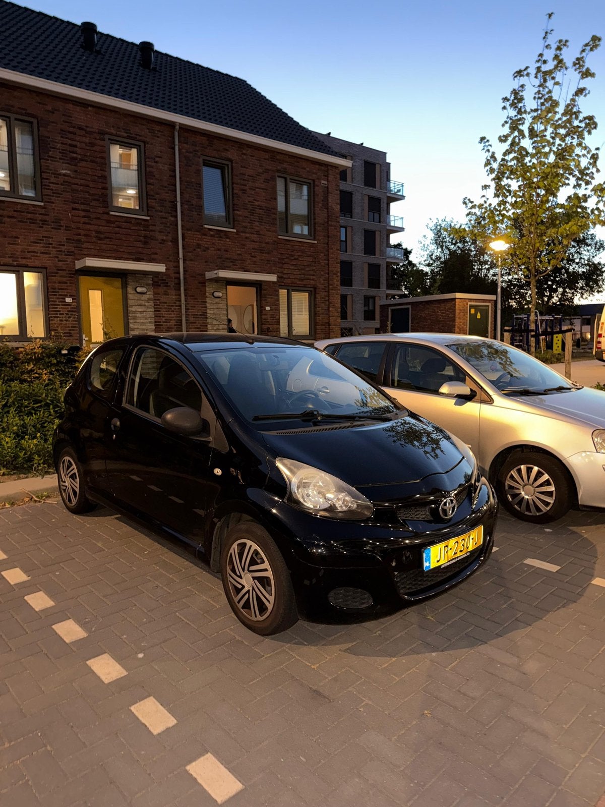 Toyota Aygo 1.0 3-deurs | 2009 | 143.xxx km |, Auto's, Voorwielaandrijving, 4 stoelen, Handgeschakeld, Particulier