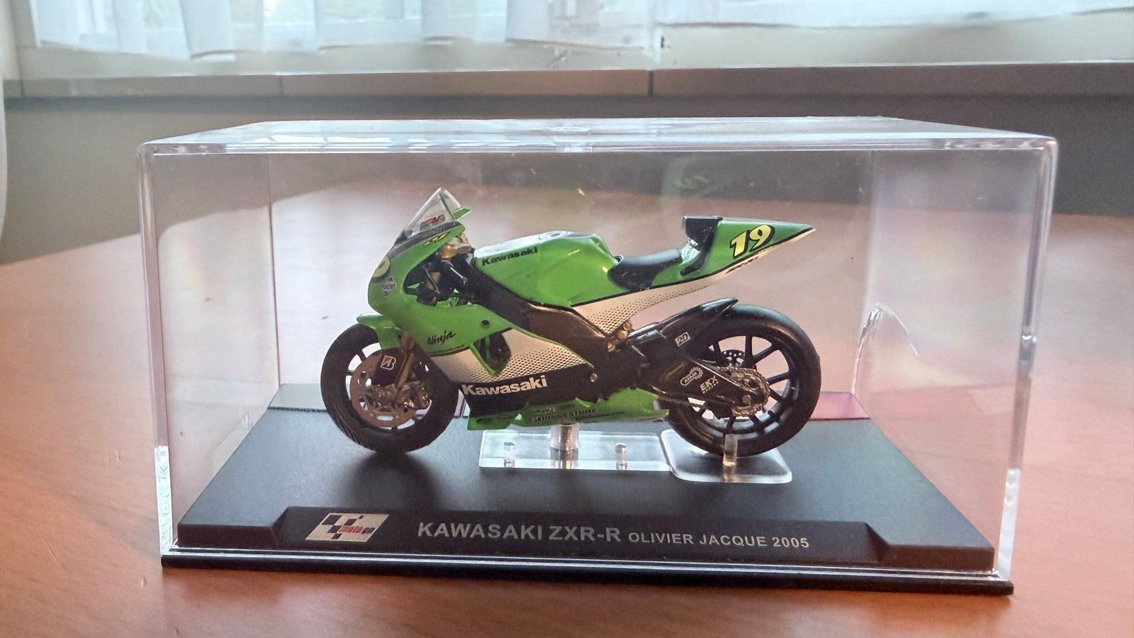 Kawasaki ZXR-R Olivier Jacque 2005 Schaalmodel 1:24, Ophalen of Verzenden, Zo goed als nieuw, Overige typen, Overige merken