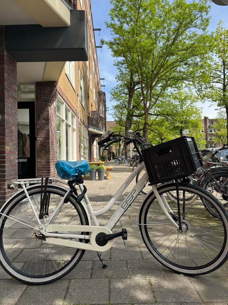 Witte BSP Damesfiets met Mand - Gebruikt, Fietsen en Brommers, Fietsen | Dames | Damesfietsen, Velgrem, Versnellingen, Ophalen