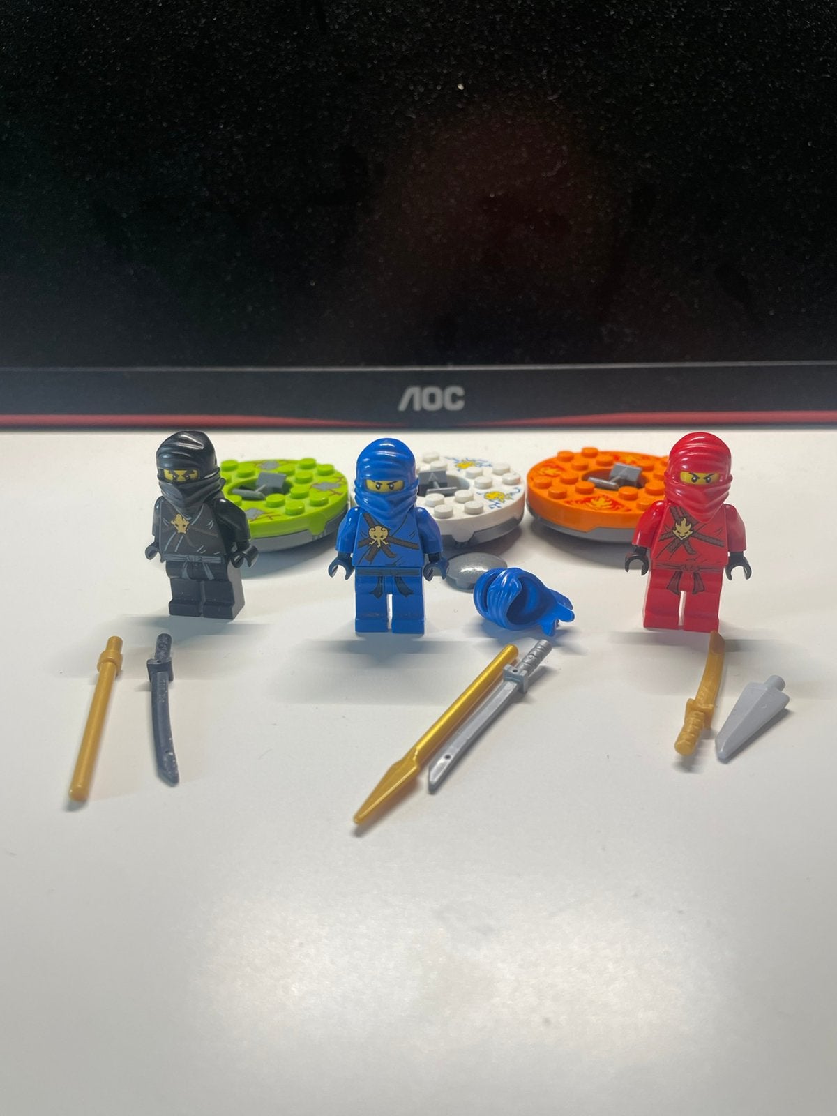 Lego Ninjago Golden weapons/pilot Cole, Kai, Jay + spinners, Meerdere sets, Lego, Ophalen of Verzenden, Zo goed als nieuw