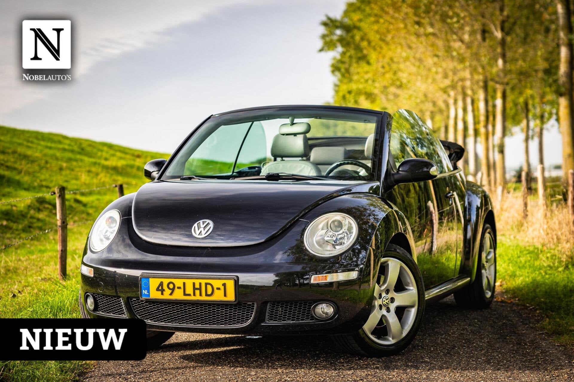 Volkswagen New Beetle Cabriolet 1.8-20V T Highline | Cabrio, Voorwielaandrijving, Beetle (Kever), 4 cilinders, 4 stoelen