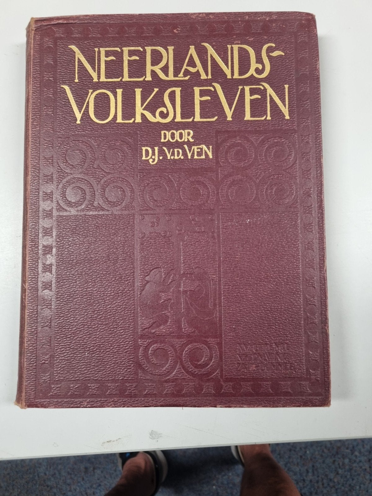 Neerlands Volksleven - D.J. van der Ven (1930), Boeken, Ophalen of Verzenden, 20e eeuw of later, Gelezen, D.J. van der Ven