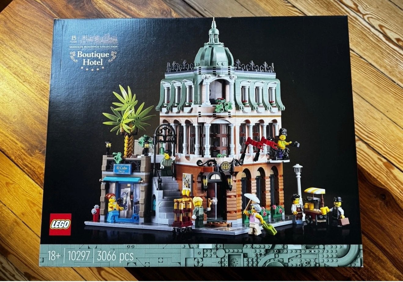 Lego 10297 Boutique Hotel - Nieuw, Ophalen of Verzenden, Nieuw, Complete set, Lego