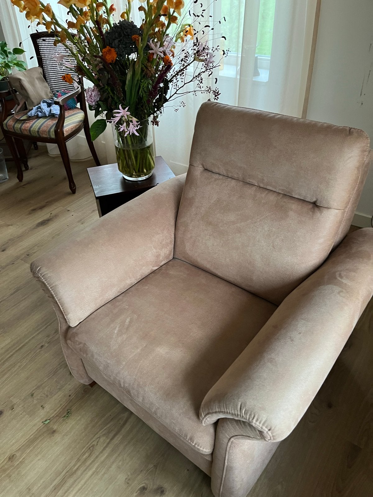 Beige fauteuil - Comfortabel en in goede staat, Ophalen, Zo goed als nieuw, Stof