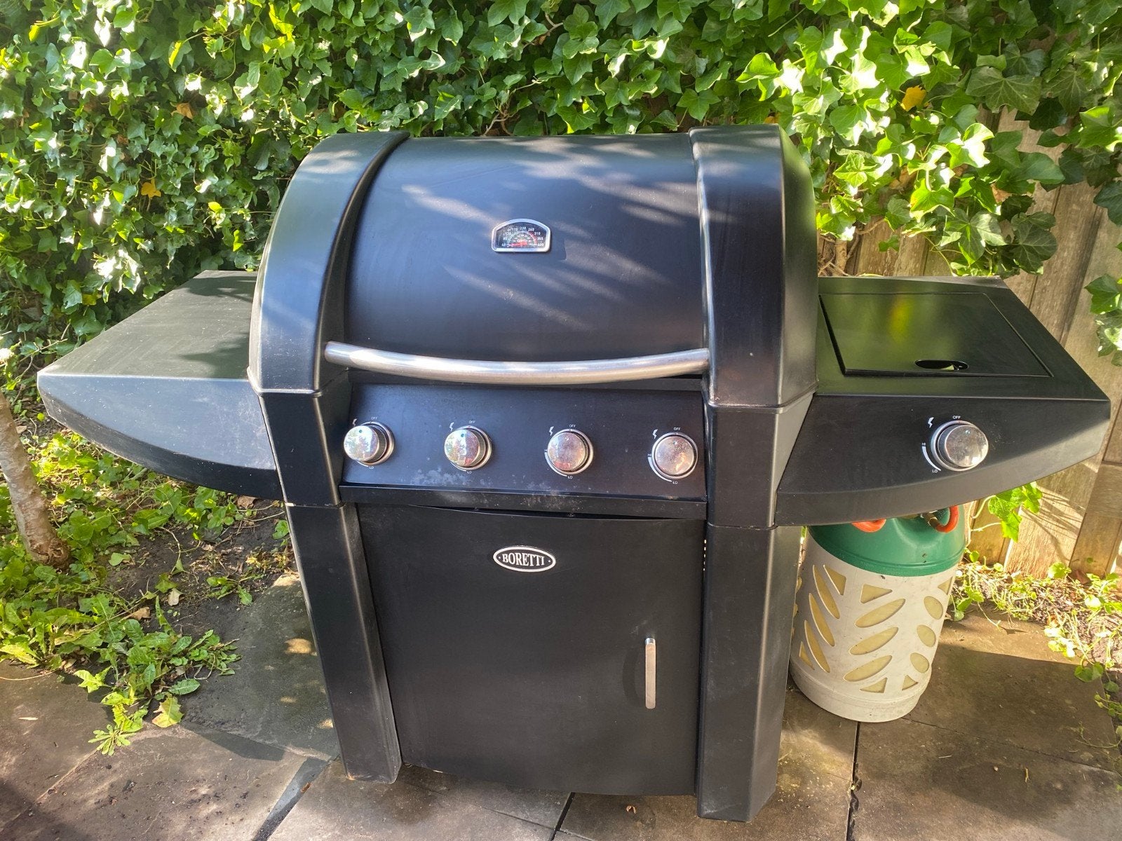 Boretti gasbarbecue met zijbrander, Ophalen, Gebruikt, Boretti