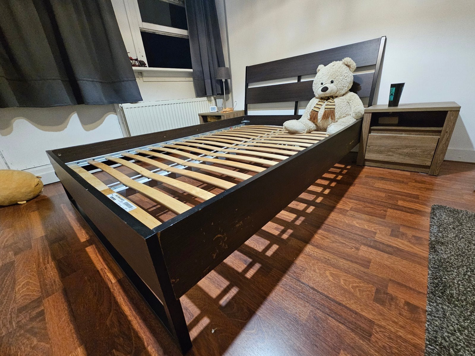 Gratis bedframe 140 cm met lattenbodem, Ophalen, Gebruikt, Wit, Tweepersoons