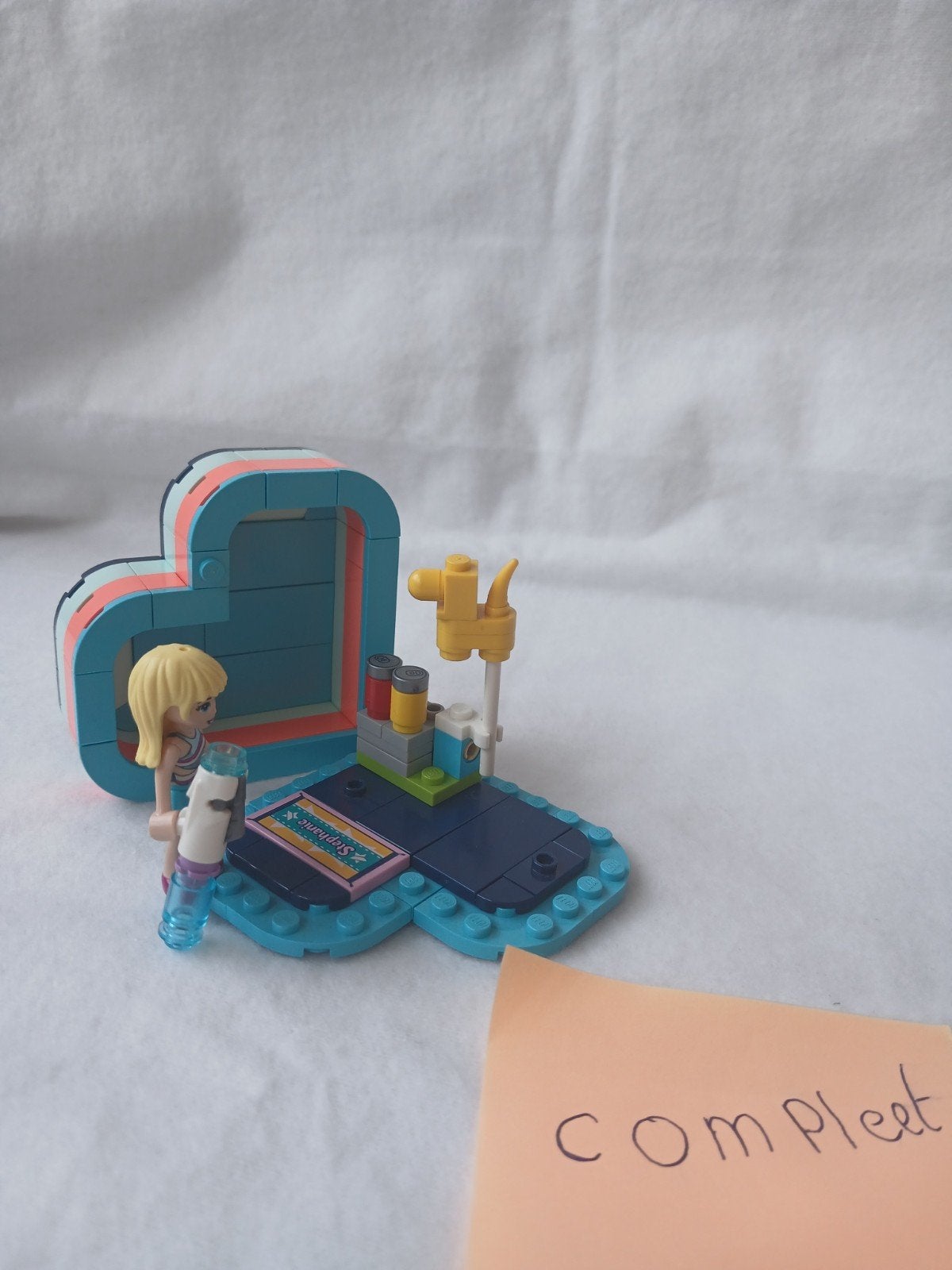 LEGO Friends Stephanie's hartvormige zomerdoos 41386, Lego, Friends, Ophalen of Verzenden, Zo goed als nieuw
