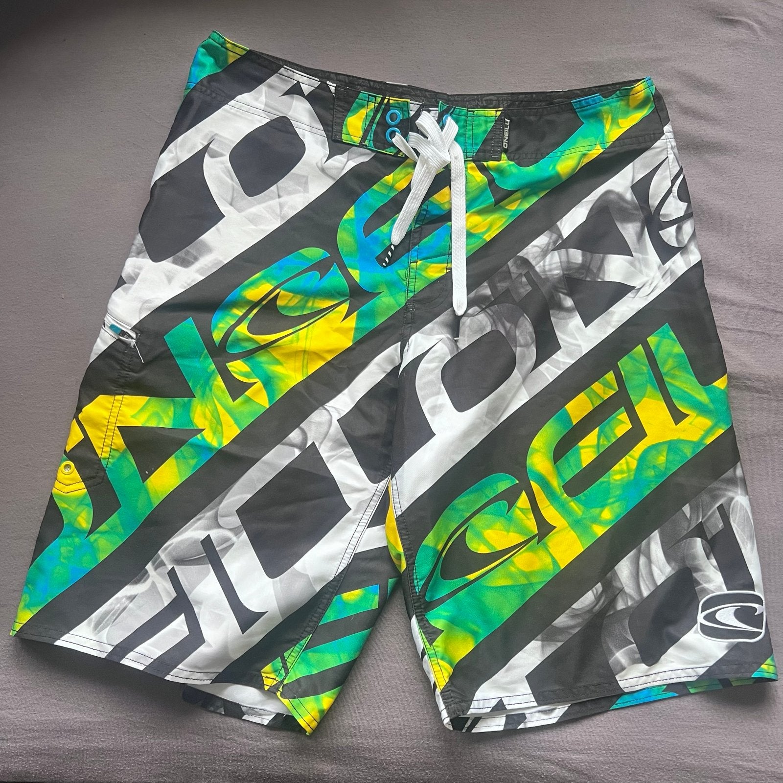 O'Neill zwembroek maat 34, Kleding | Heren, Badmode en Zwemkleding, Ophalen of Verzenden, Overige maten, Meerkleurig, Zwemshort