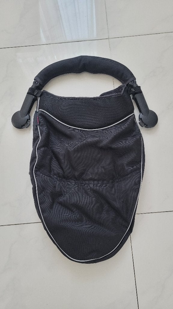 Voetenzak met handleuning van Titanium Baby, Kinderen en Baby's, Ophalen of Verzenden, Zo goed als nieuw, Overige merken