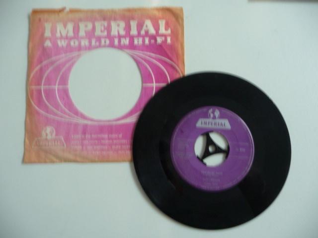 single RICKY NELSON - TRAVELIN' MAN - IMPERIAL RECORDS, 1961, Gebruikt, 7 inch, Single, Ophalen of Verzenden