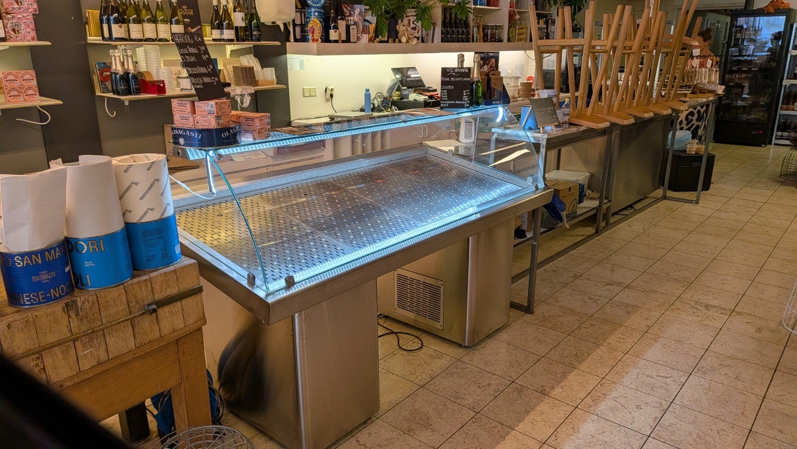 Professionele Koelvitrine voor vis of delicatessen. ZGAN!, Zakelijke goederen, Horeca | Keukenapparatuur, Ophalen, Gebruikt, Koelen en Vriezen