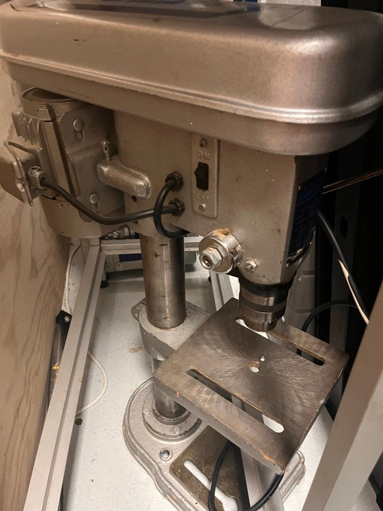 Ferrock FM - 13A kolomboormachine - gietijzeren uitvoering, Ophalen, Gebruikt, Variabele snelheid, Minder dan 400 watt