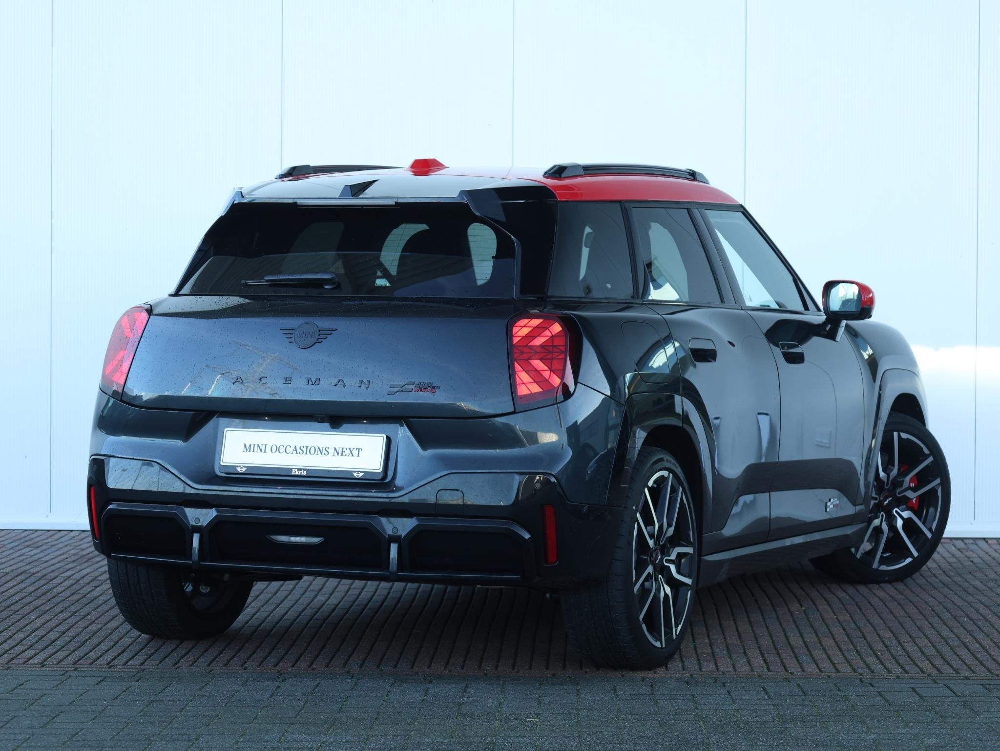 MINI Aceman E JCW John Cooper Works L 54.2 kWh | Panorama Da, Auto's, Stof, Gebruikt, 355 km, Aceman
