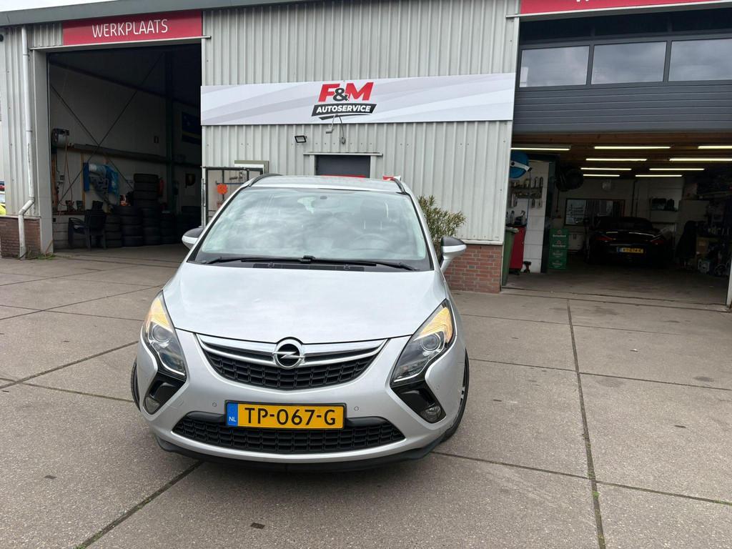 Opel Zafira Tourer 1.4 Edition 7p. Clima, stoel-stuur verwar, Euro 5, Gebruikt, Zwart, 4 cilinders