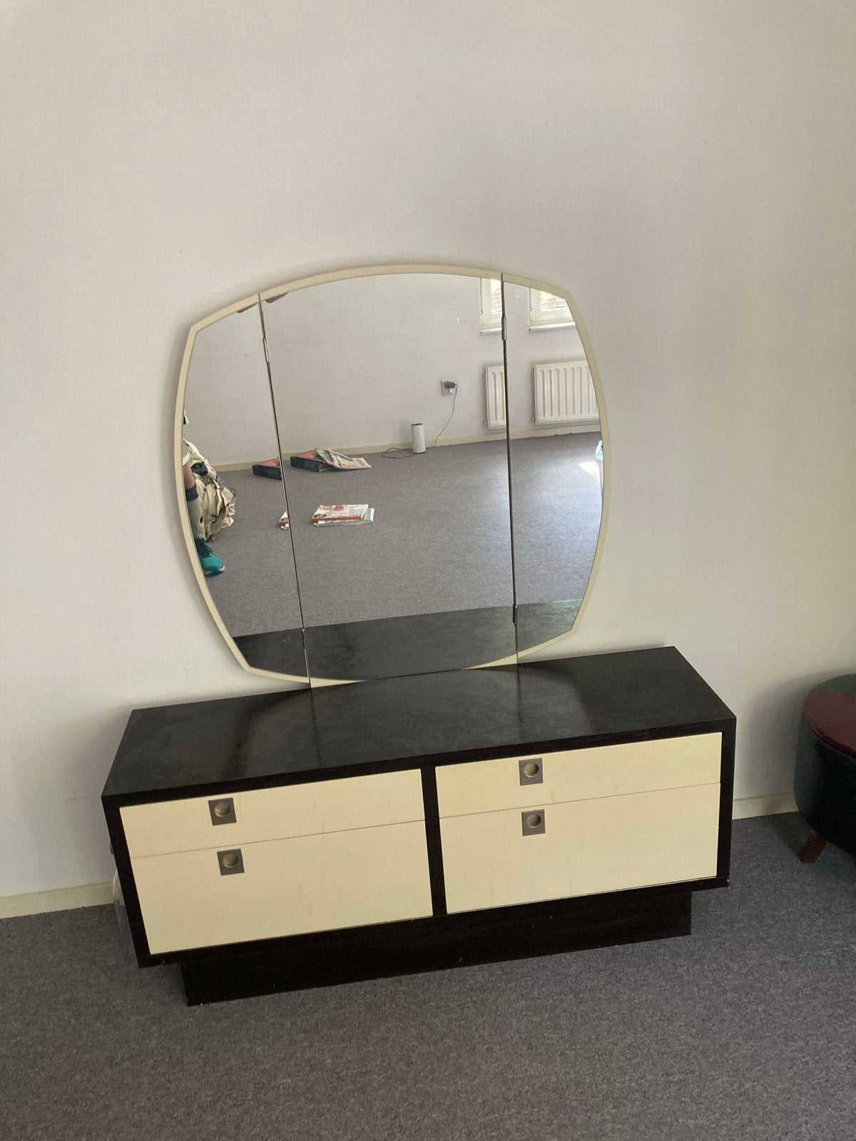 Vintage kaptafel uit 1972 met spiegel, Ophalen of Verzenden, Gebruikt, Hout, 100 tot 150 cm