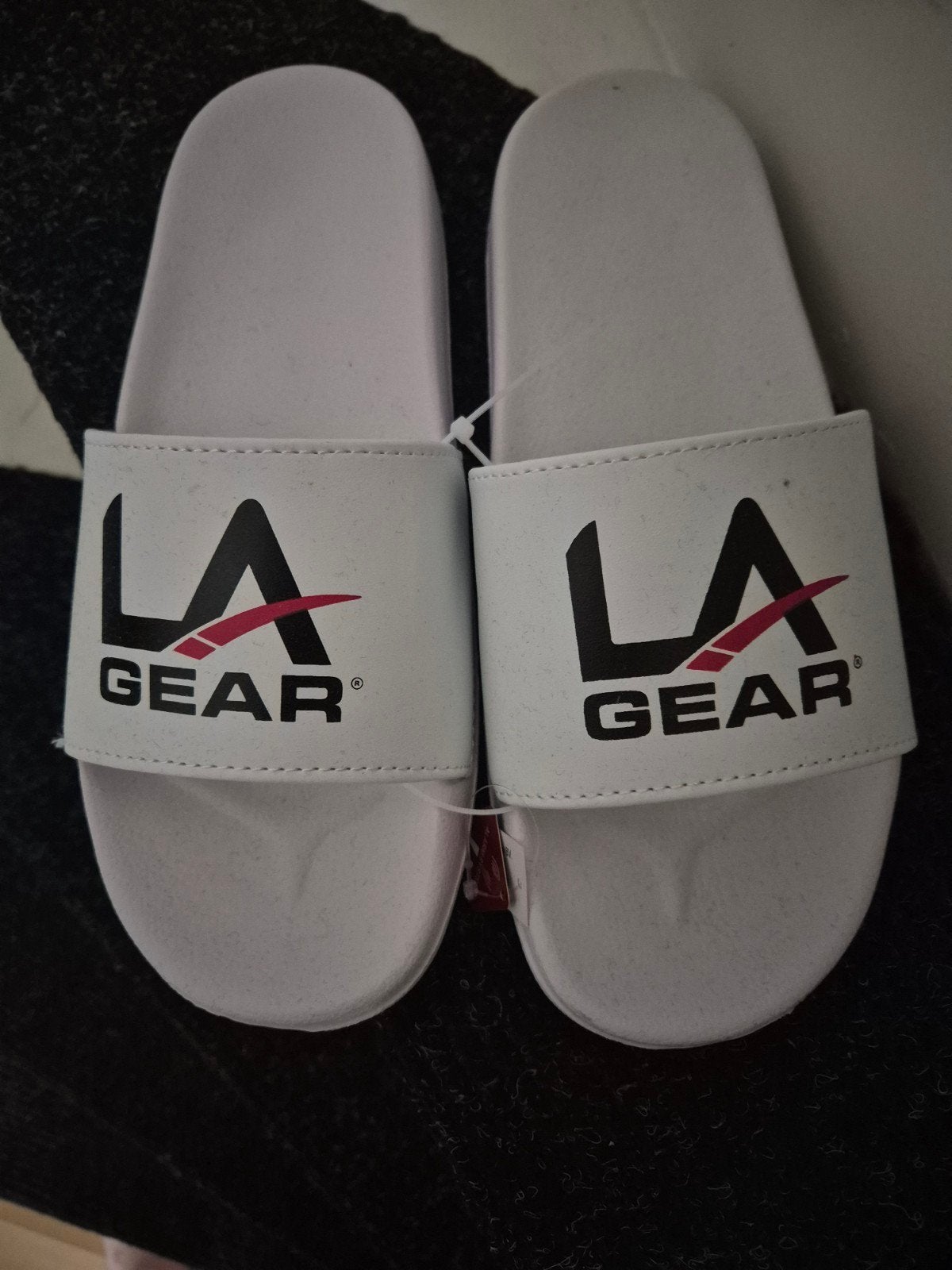 LA Gear slippers maat 41 - Nieuw, Kleding | Dames, Slippers, Wit, Nieuw, LA Gear