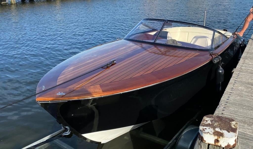 In prijs verlaagd! Nowito - exclusieve runabout - 220pk, Watersport en Boten, Ophalen, Overige materialen, Binnenboordmotor, Zo goed als nieuw