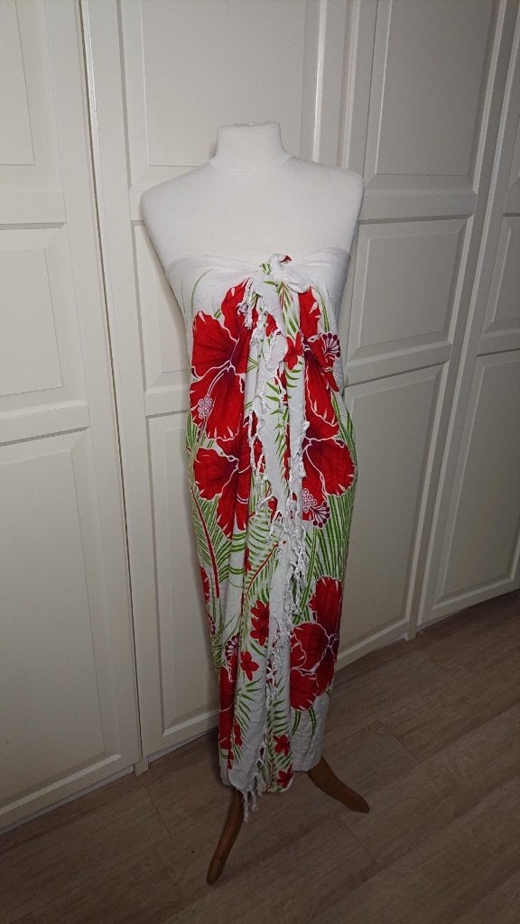 Diverse pareo sarong sauna omslagdoek extra lang, Kleding | Dames, Badmode en Zwemkleding, Ophalen of Verzenden, Zo goed als nieuw