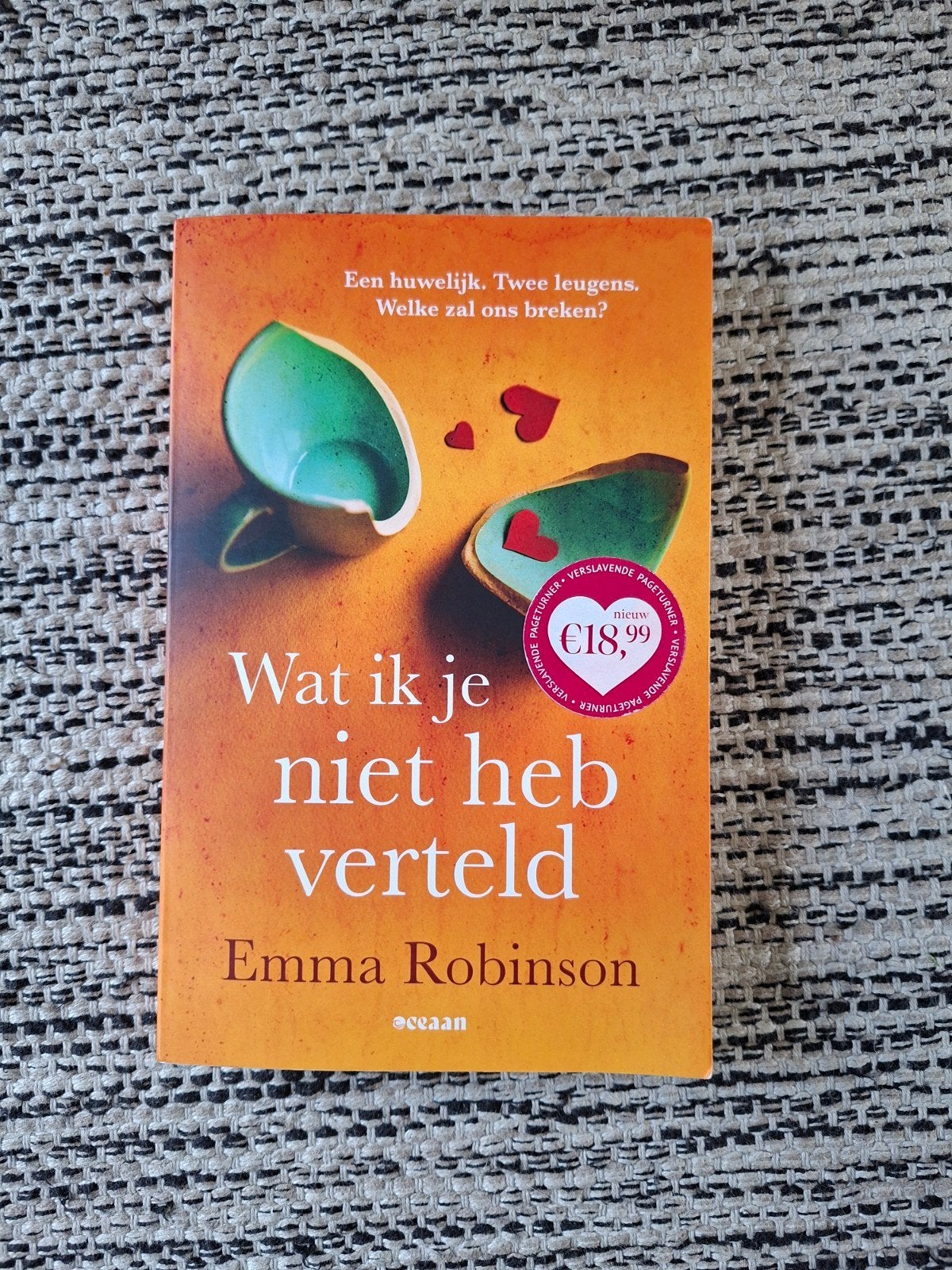 Wat ik je niet heb verteld - Emma Robinson, Emma Robinson, Ophalen of Verzenden, Zo goed als nieuw, Nederland