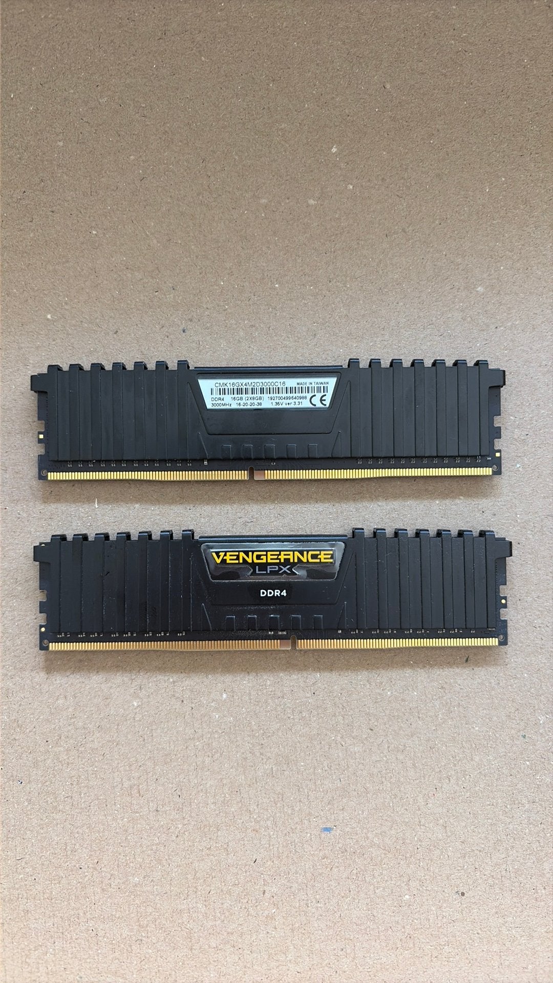 16GB 2x8 DDR4 RAM, Computers en Software, RAM geheugen, Ophalen, Gebruikt, DDR4, Desktop