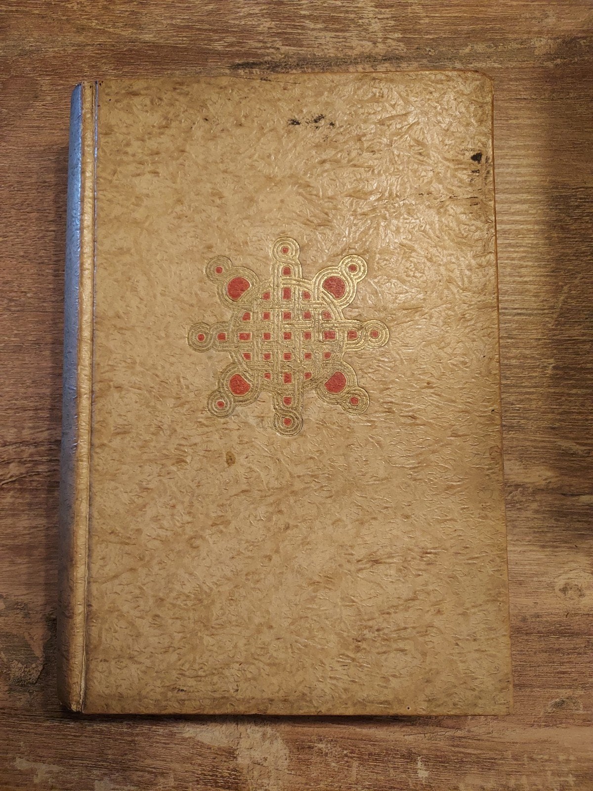 en eeuwig zingen de bosschen, Ophalen, Trygve gulbranssen