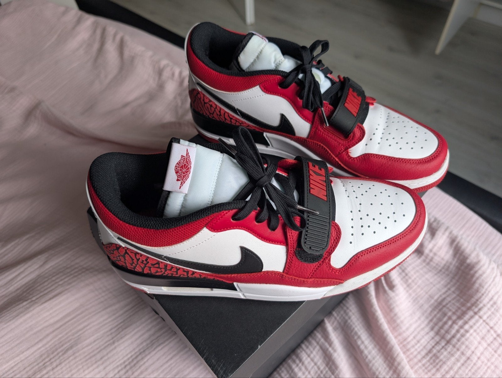 Nike Air Jordan Legacy 312 Low Chicago - Maat 45, Overige kleuren, Nike Jordan, Nieuw, Ophalen of Verzenden