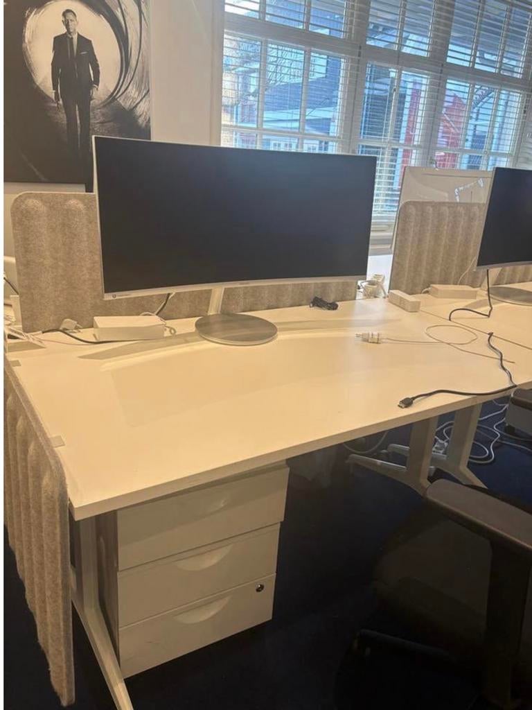 Inklapbaar Bureau met Wielen - Ideaal voor Flexibele Werkple, Ophalen, Overige typen, Gebruikt, Metaal