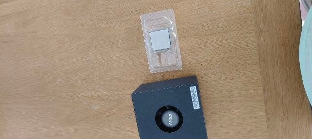 amd RYZEN 5 1600 procecor met koeler, Computers en Software, Processors, Ophalen of Verzenden, Gebruikt, AMD Ryzen 5, Minder dan 2 Ghz