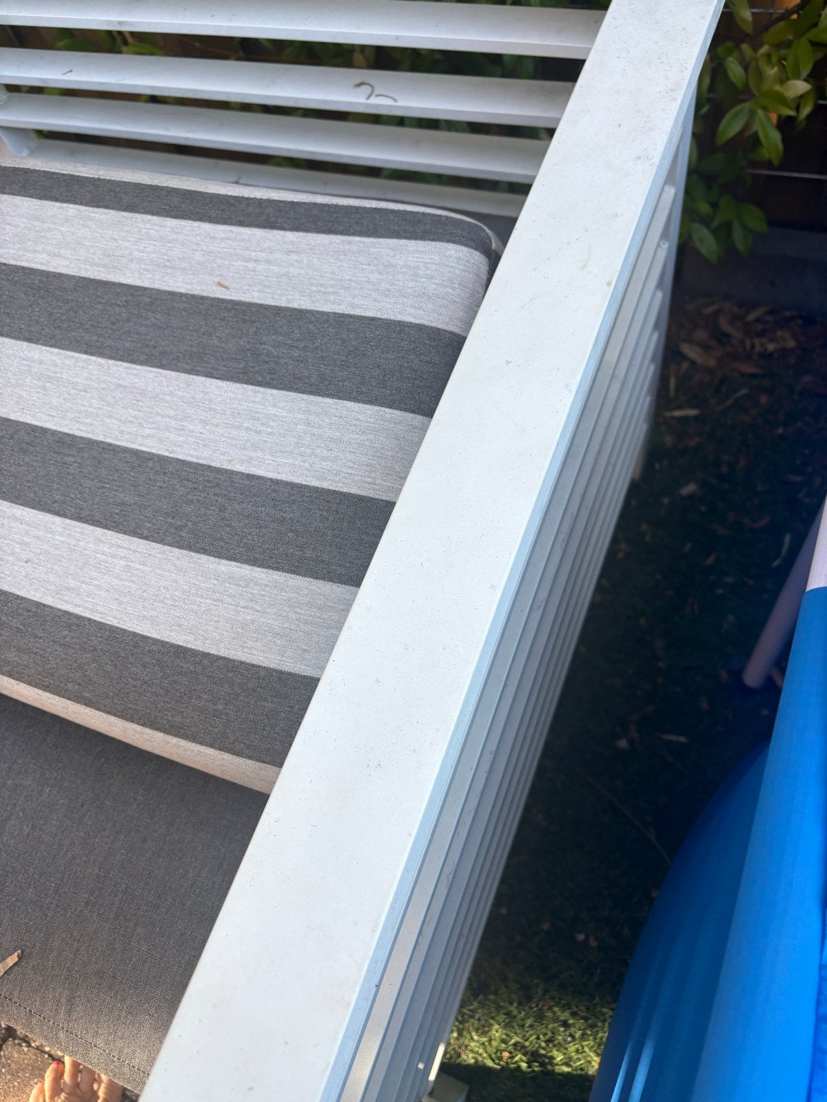 2 stevige witte lounge stoelen met all weather kussens, Gebruikt, Loungeset, Stoel, Ophalen