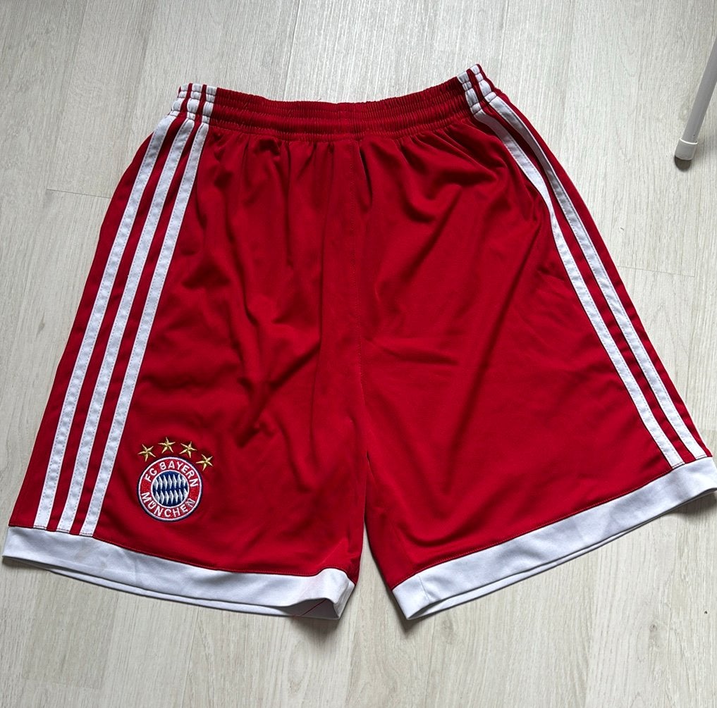 Bayern München broekje maat M, Ophalen, Zo goed als nieuw, Rood, Voetbal