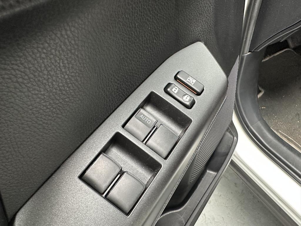 Toyota RAV4 2.5 Hybrid Style Stoel/Stuur verwarming, Trekhaa, Gebruikt, Euro 6, Wit, Bedrijf