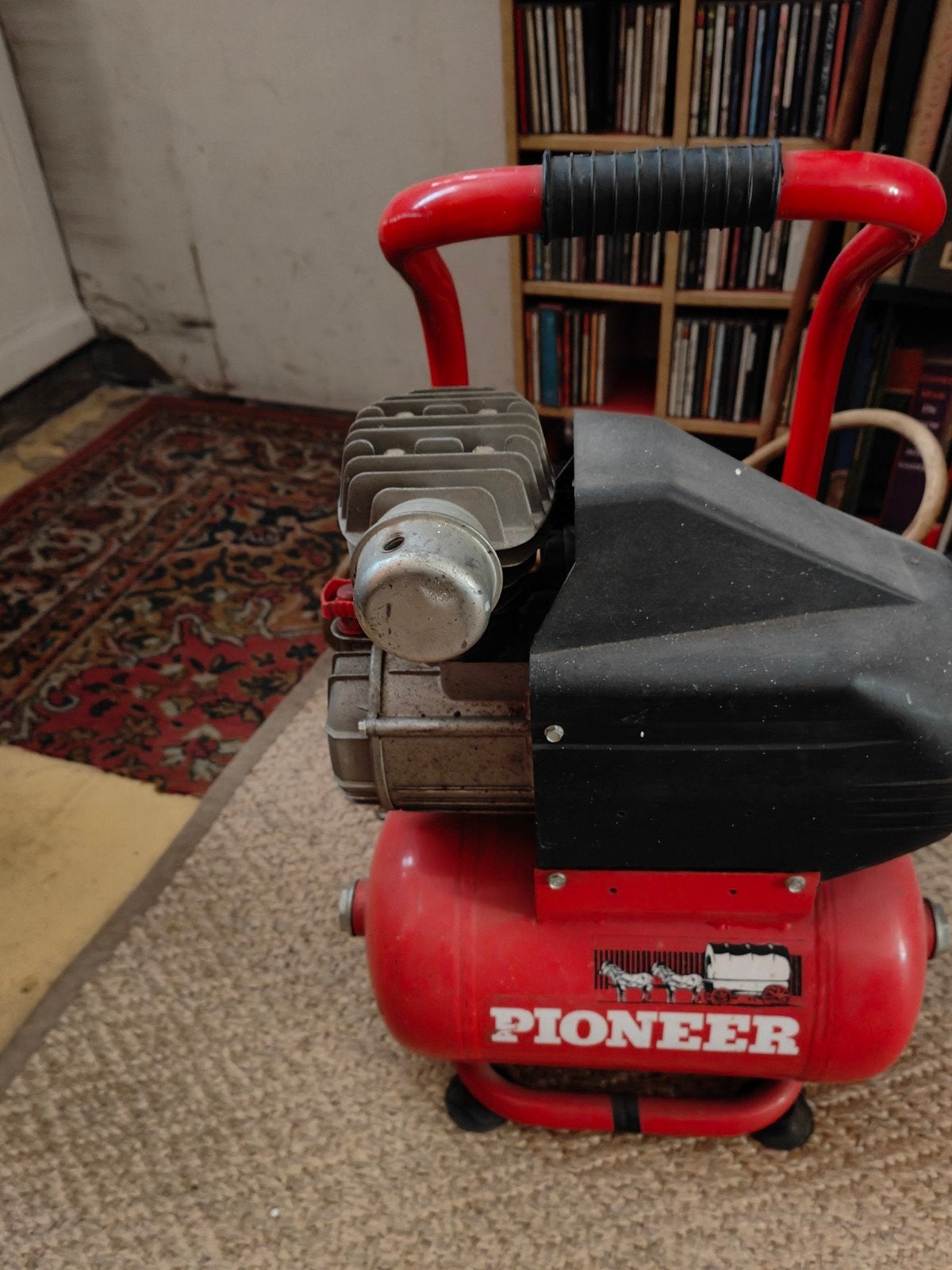 Pioneer Fini - Compacte en Krachtige Luchtcompress, Ophalen