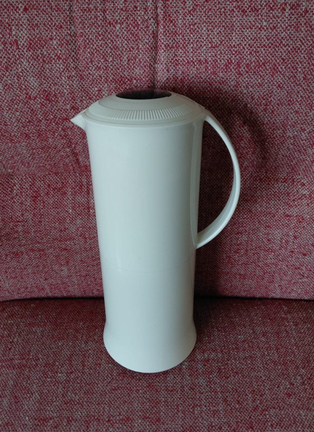 Tupperware thermoskan.

Inhoud 1 liter, Ophalen of Verzenden