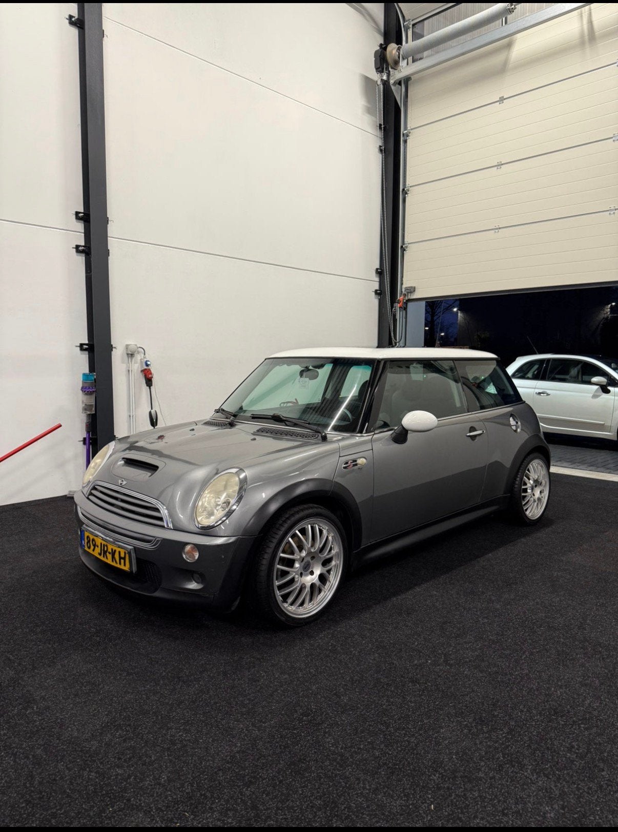 Mini 1.6 16V Cooper S 120KW 2002 Grijs, Auto-onderdelen, Carrosserie en Plaatwerk, Ophalen, Mini, Bumper, Nieuw
