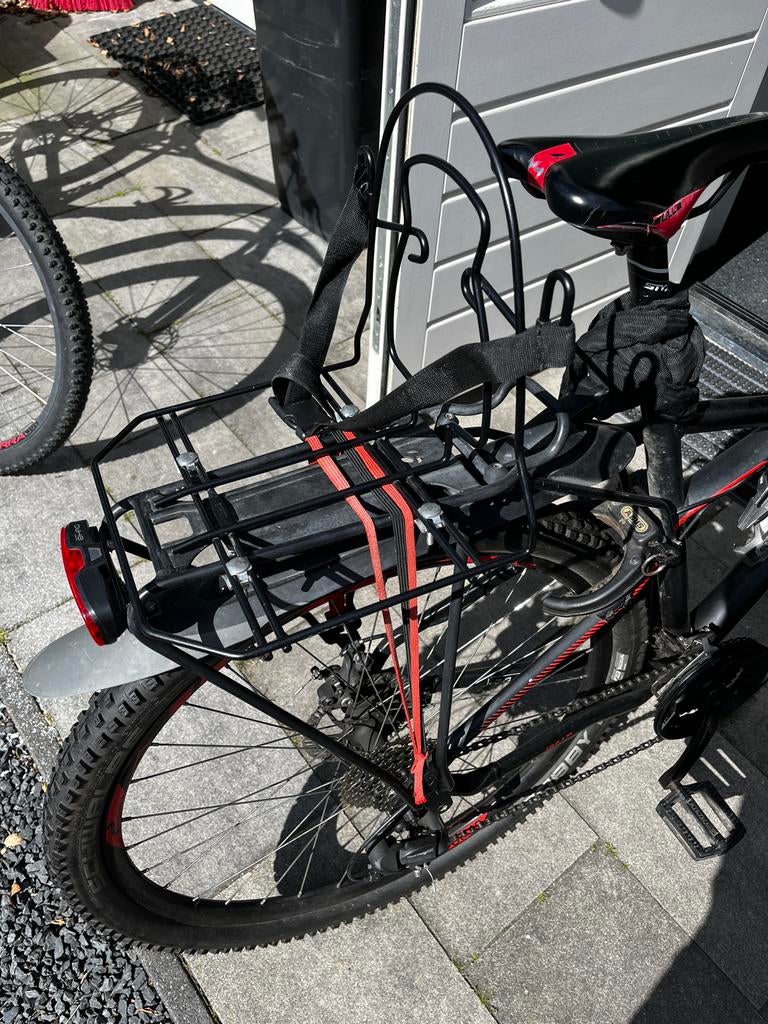 Monkey fietsendrager voor achterop de fiets, Fietsen en Brommers, Fietsaccessoires | Bagagedragers, Ophalen, Gebruikt