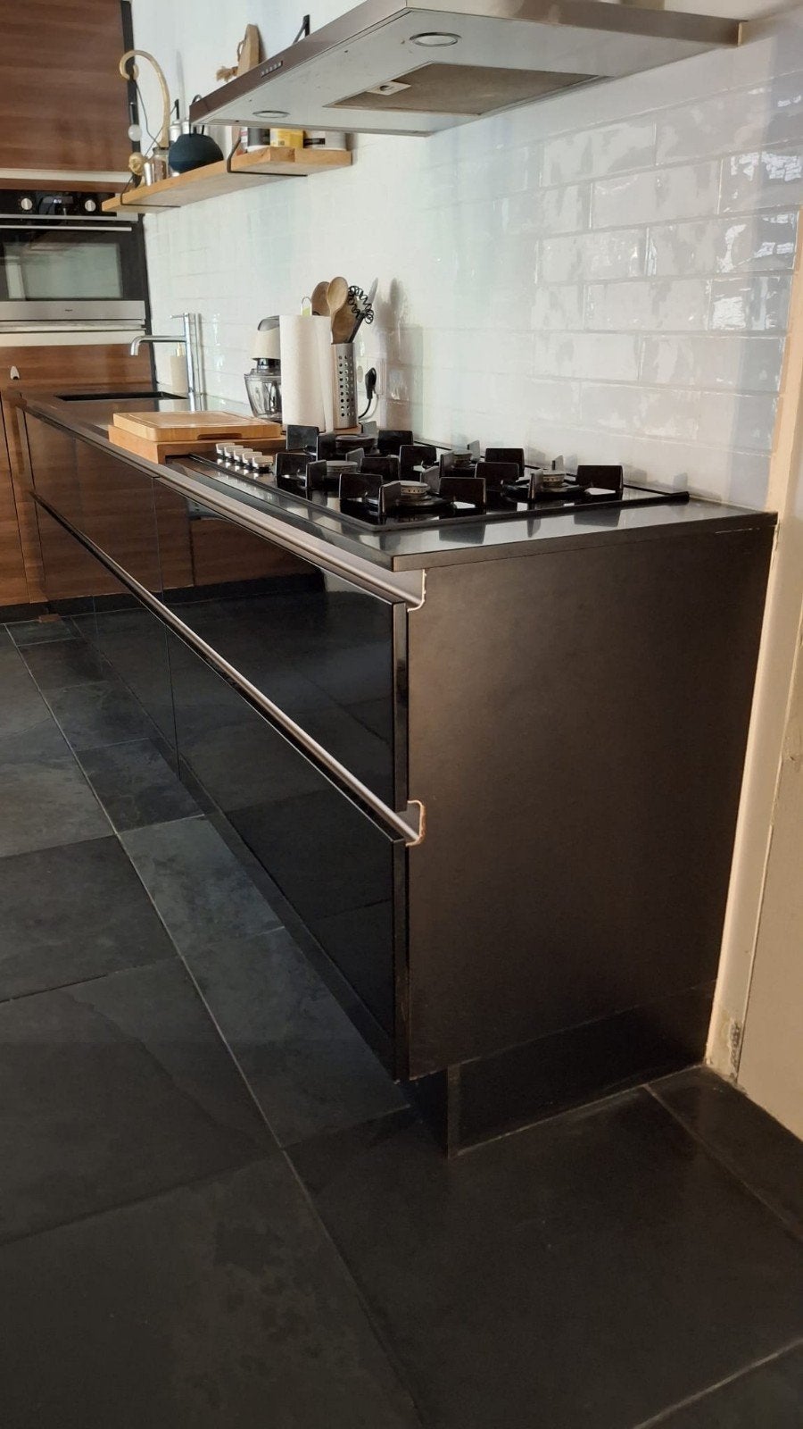 Keuken GRATIS op te halen. Zelf eruit halen, Huis en Inrichting, Keuken | Complete keukens, Gebruikt, Enkelwandige keuken, Zwart