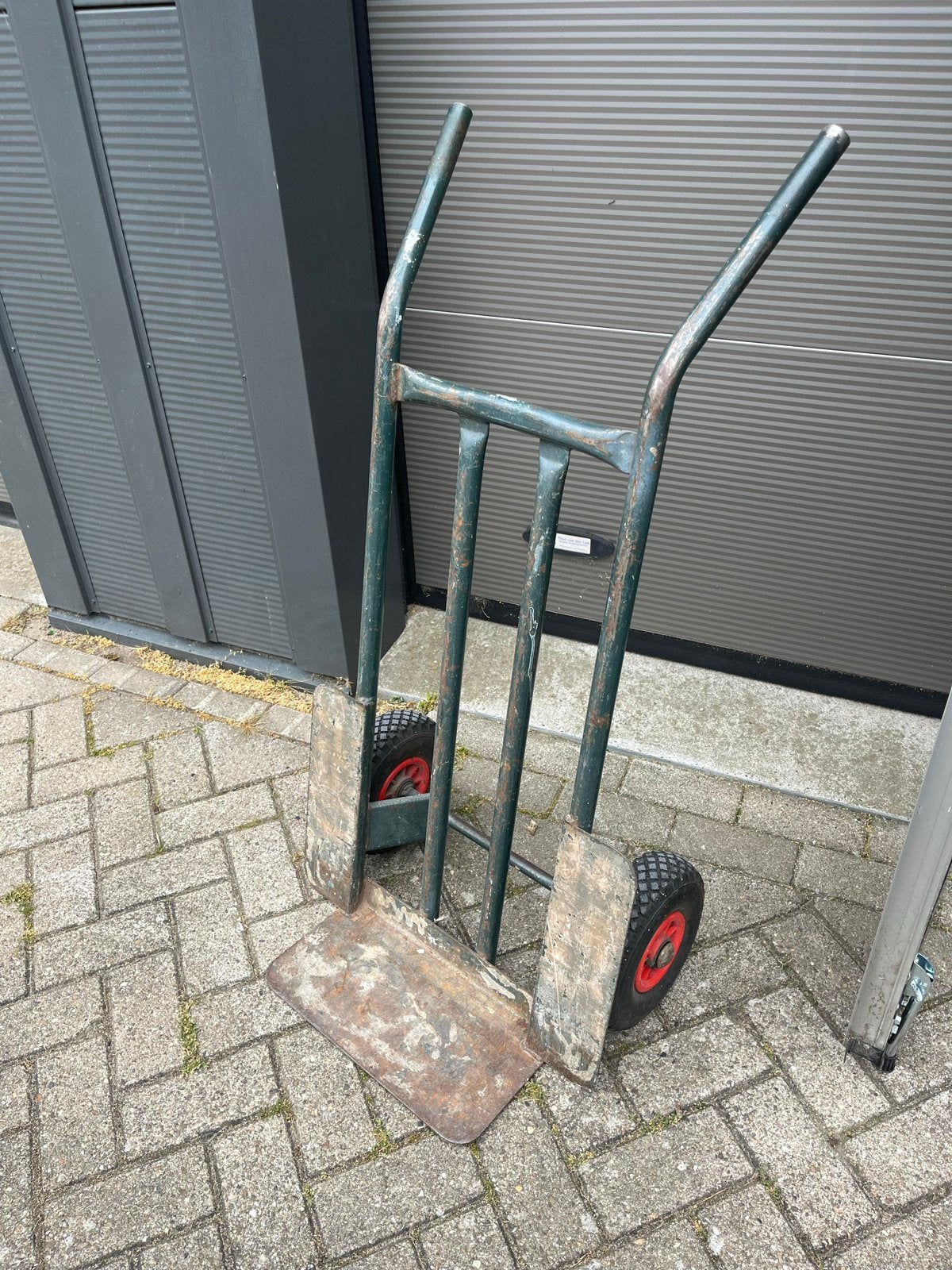 Steekwagen op luchtbanden - 250 kg draagvermogen, Ophalen of Verzenden, Gebruikt