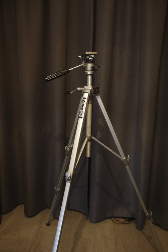 Statief Velbon VGB-3, Ophalen of Verzenden, Zo goed als nieuw, Minder dan 150 cm, Driepoot