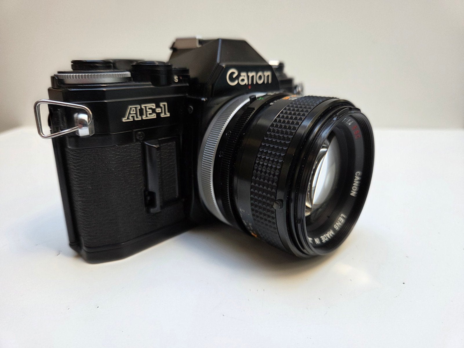 Canon AE-1 met canon lens fd 50, Verzenden, Zo goed als nieuw, Spiegelreflex, Canon