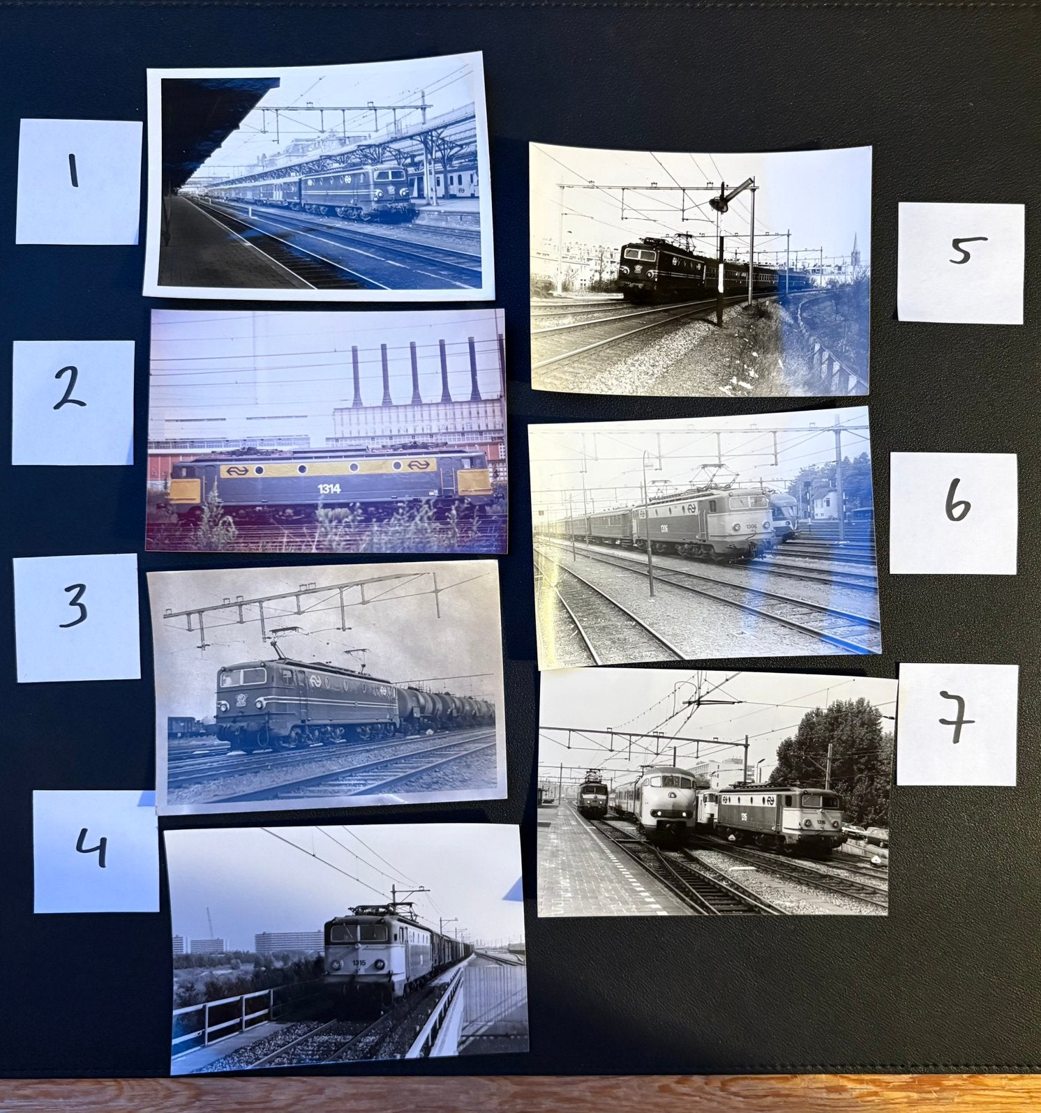 7 originele foto’s locomotieven NS-serie 1300 (jaren 70), Ophalen of Verzenden, Gebruikt, Trein