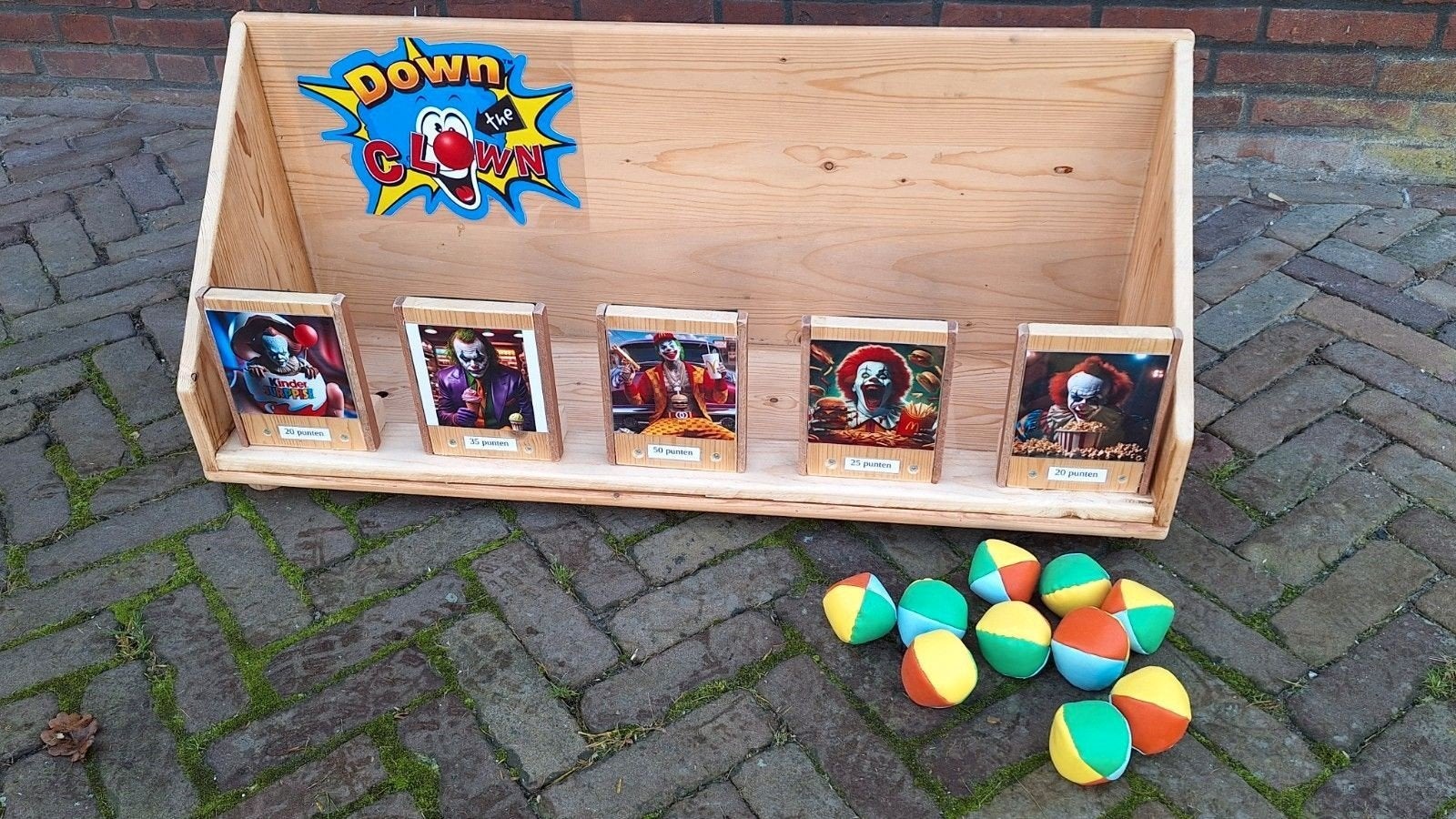 Down the Clown  Oud Hollandse spellen, Vijf spelers of meer, Ophalen, Zo goed als nieuw