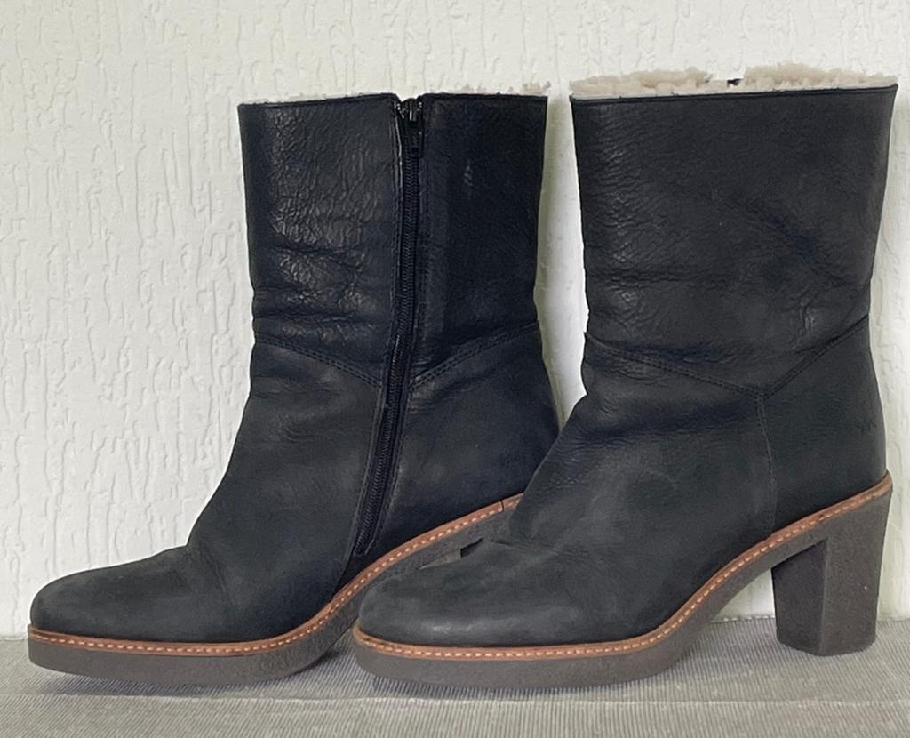 VIA VAI laarsjes maat 38 gevoerd zwart nog heel mooi, Kleding | Dames, Schoenen, Zwart, Lage of Enkellaarzen, Ophalen of Verzenden