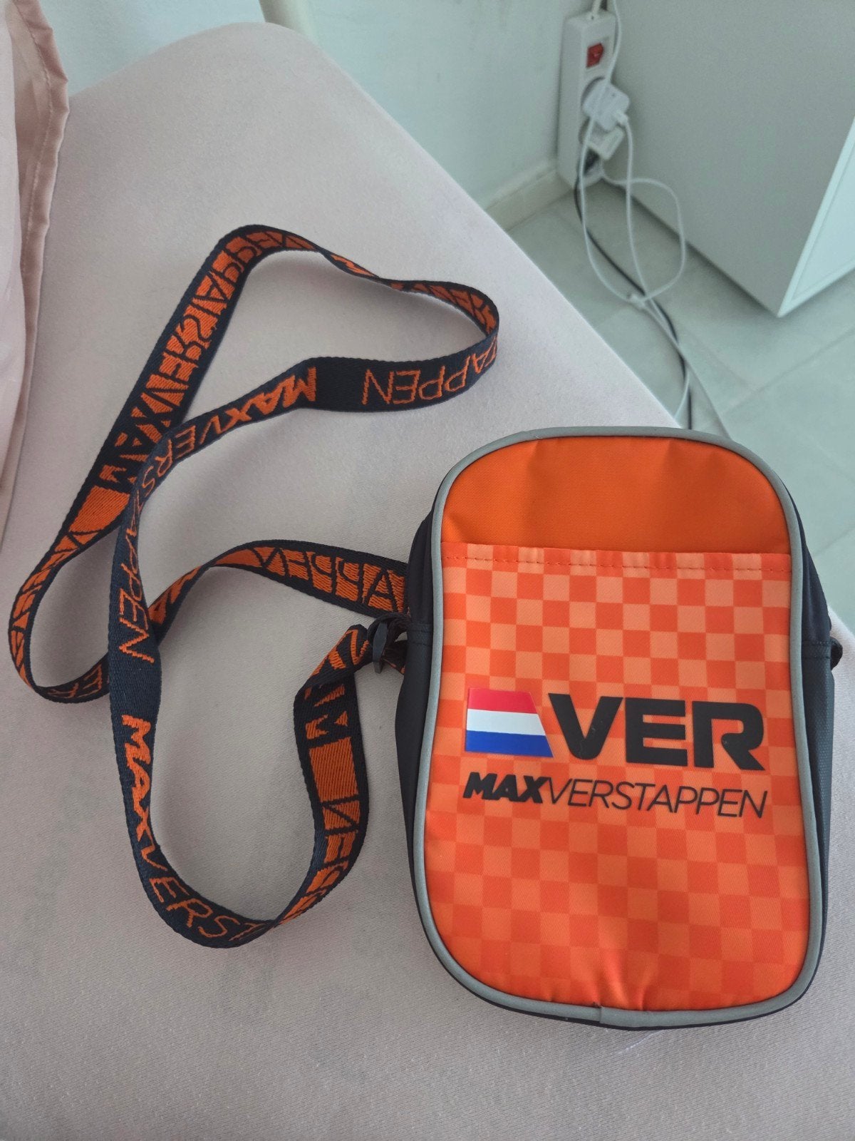 Max Verstappen schoudertasje - Oranje/Zwart, Ophalen of Verzenden, Gebruikt, Oranje, Overige merken