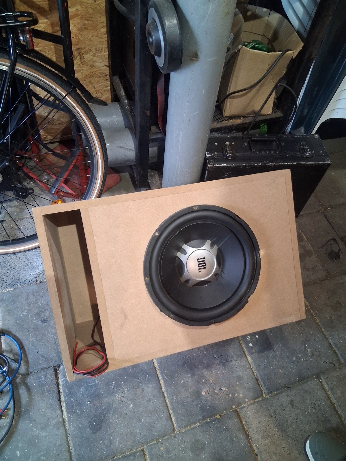 jbl 12 inch subwoofer, Ophalen