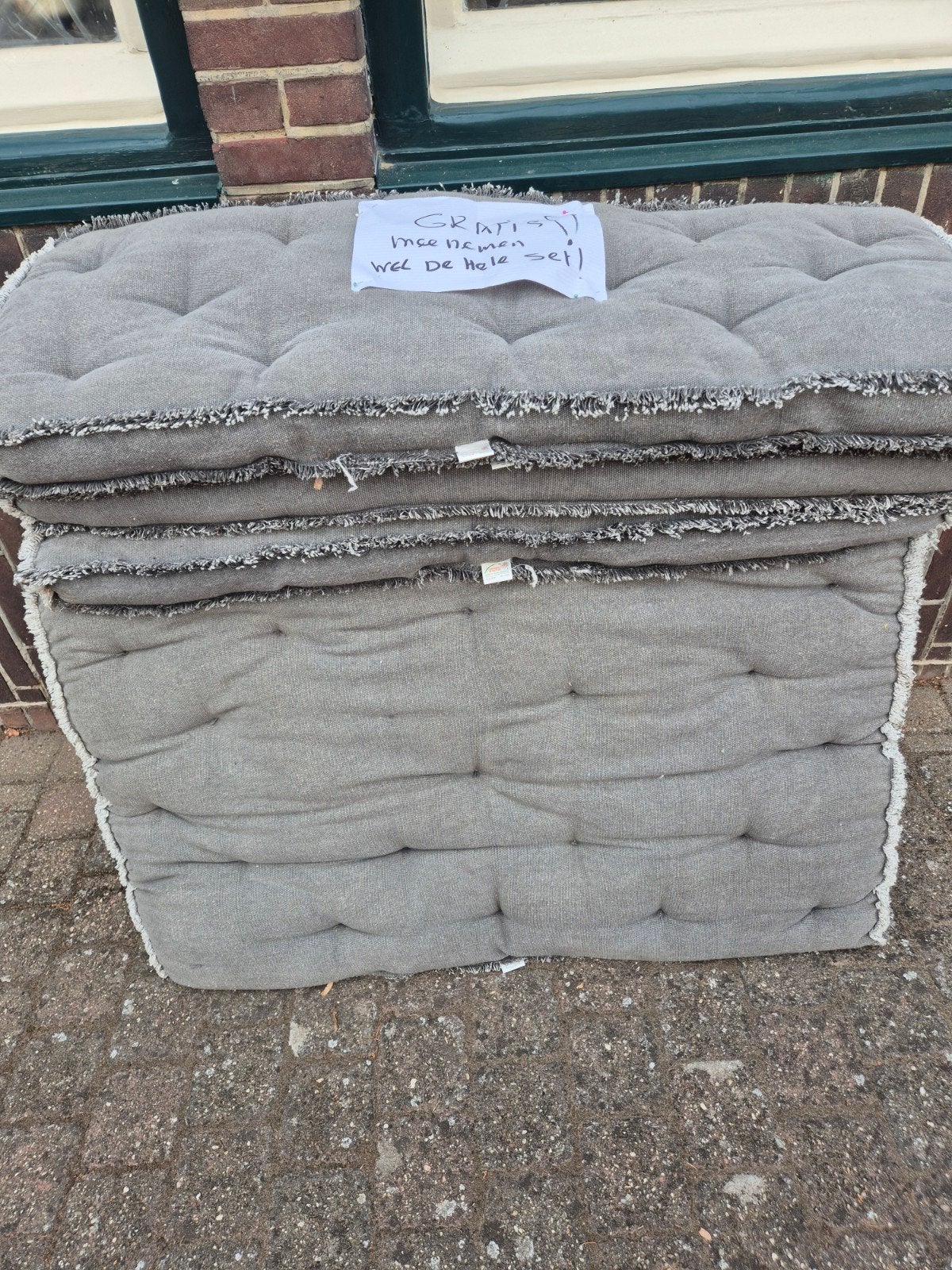 Gratis loungekussens / palletkussens (set van 4), Huis en Inrichting, Ophalen, Overige merken, Gebruikt, Grijs