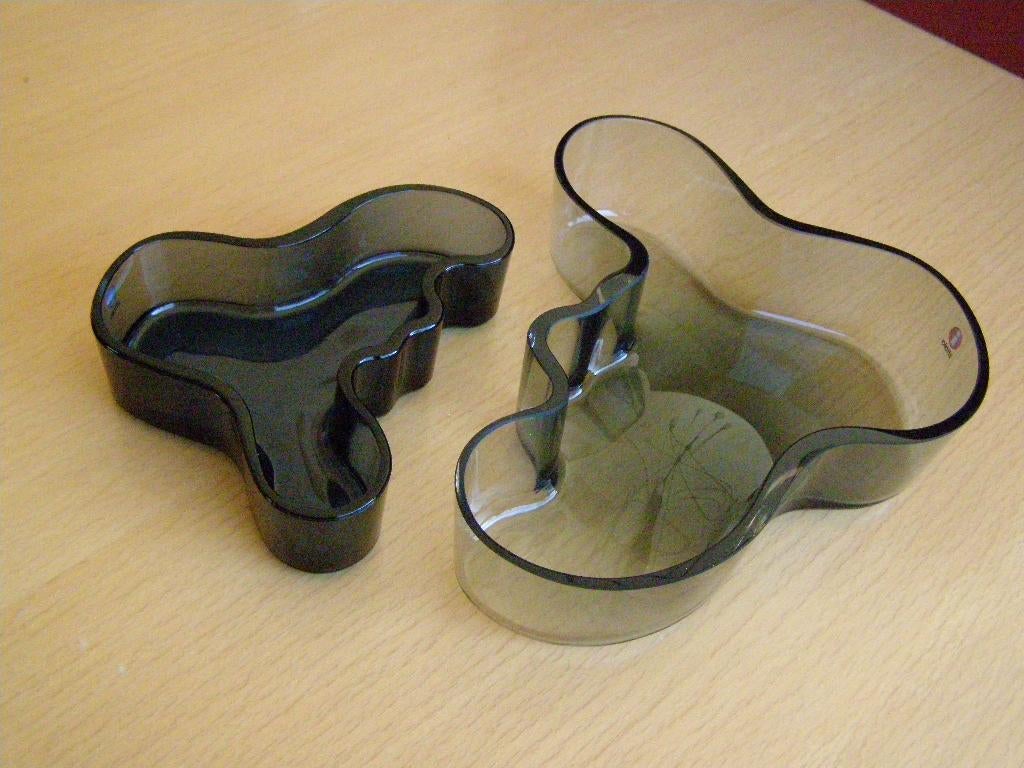 2 SCHAALTJES IITTALA GLAS BLAUW GRIJS ALVAR AALTO, Ophalen of Verzenden