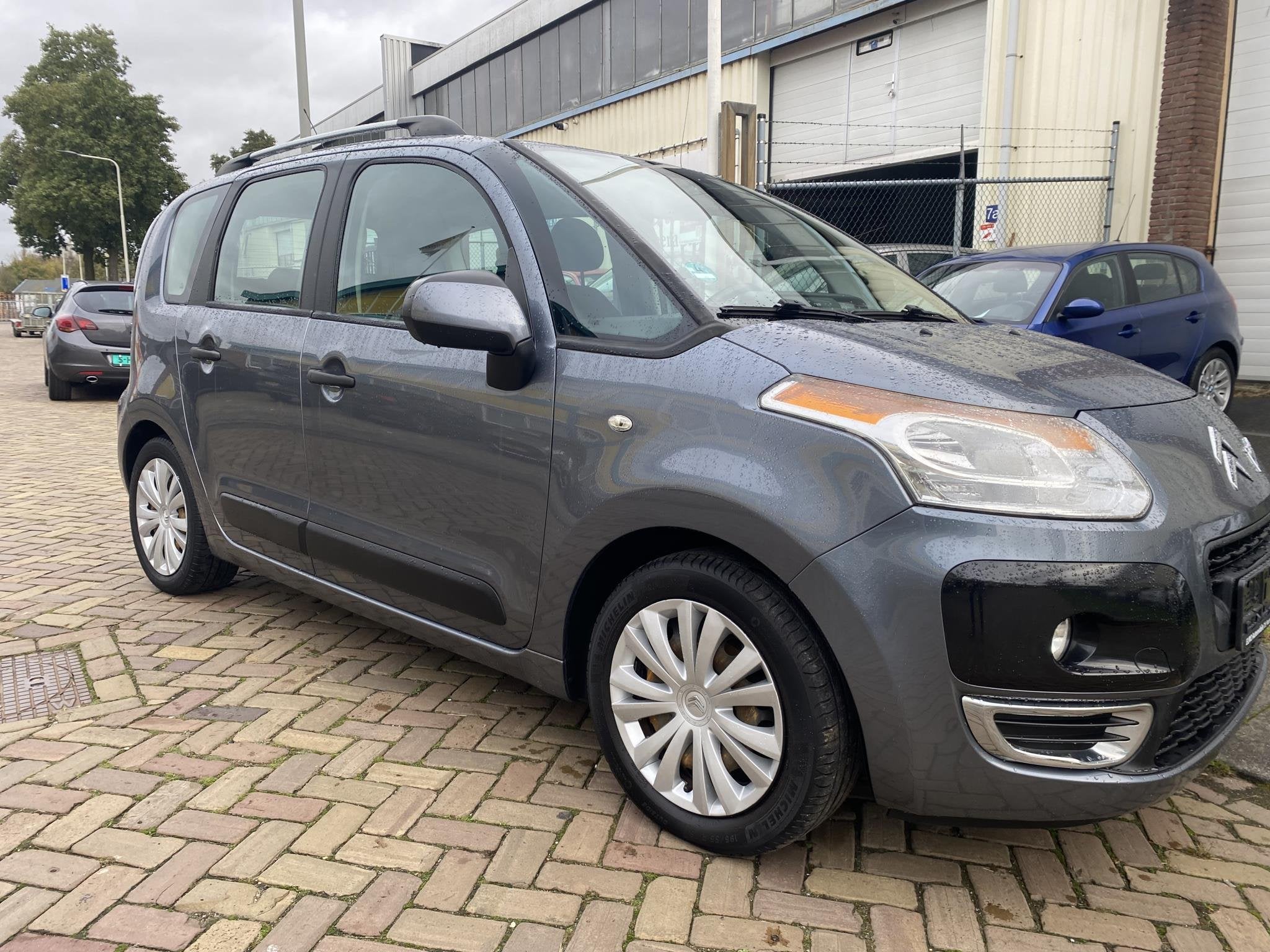 Citroen C3 Picasso 1.4 VTi Exclusive, Voorwielaandrijving, Euro 5, Stof, Gebruikt
