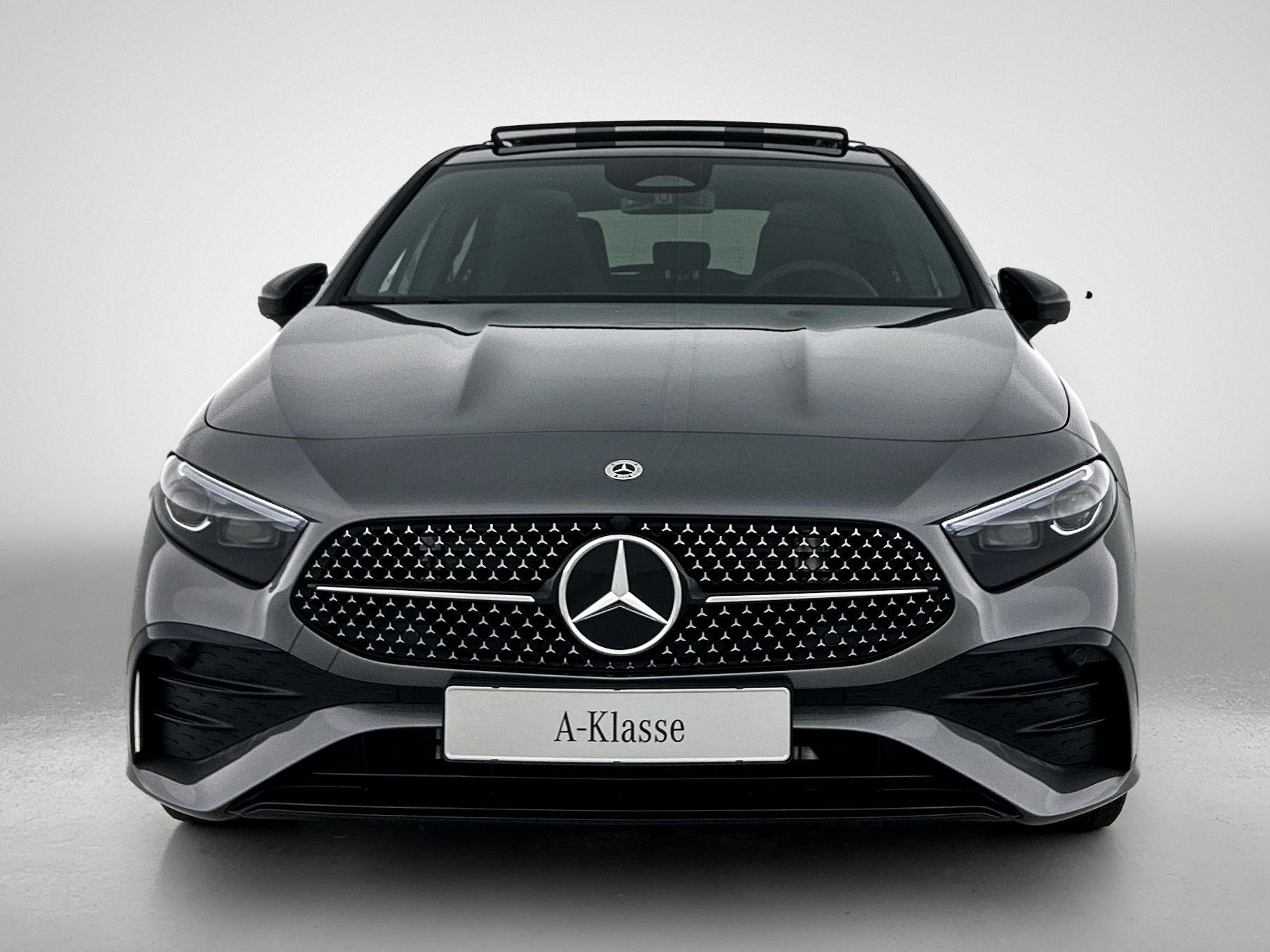 Mercedes-Benz A-Klasse 180 Business Solution AMG | Nightpakk, Auto's, Mercedes-Benz, 136 pk, 4 cilinders, Automatische klimaatregeling