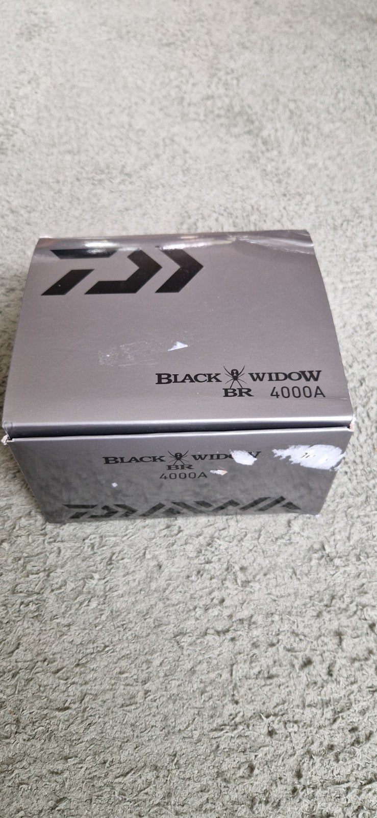 Daiwa Black Widow BR 4000A Vismolen - Nieuw in doos, Ophalen of Verzenden