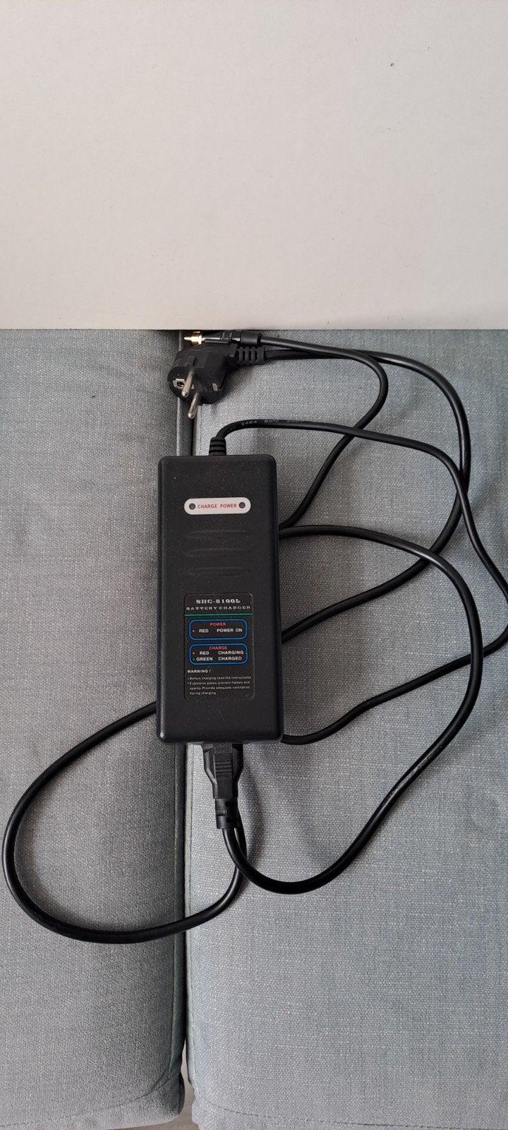 Acculader voor electrische fiets 36 volt, Ophalen of Verzenden